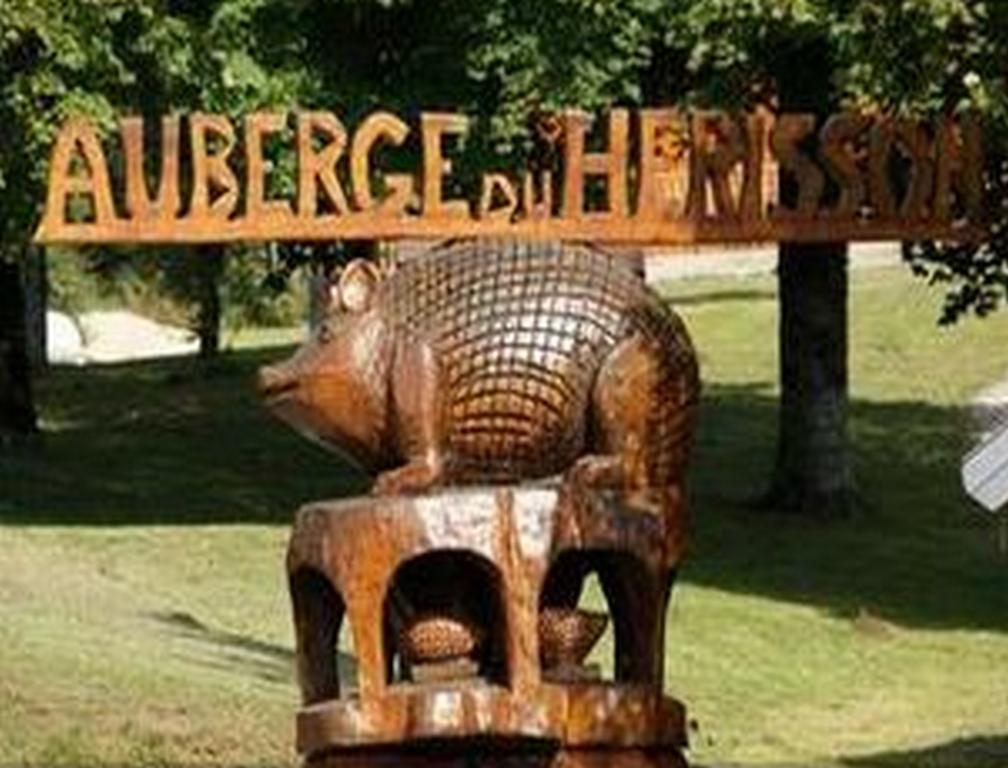 Auberge Du Herisson La Chaux-du-Dombief Bagian luar foto